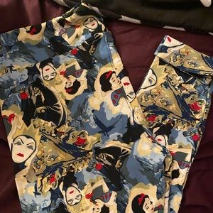 COPY - Lularoe Disney Snow White & The Seven Dwarfs TC leggings